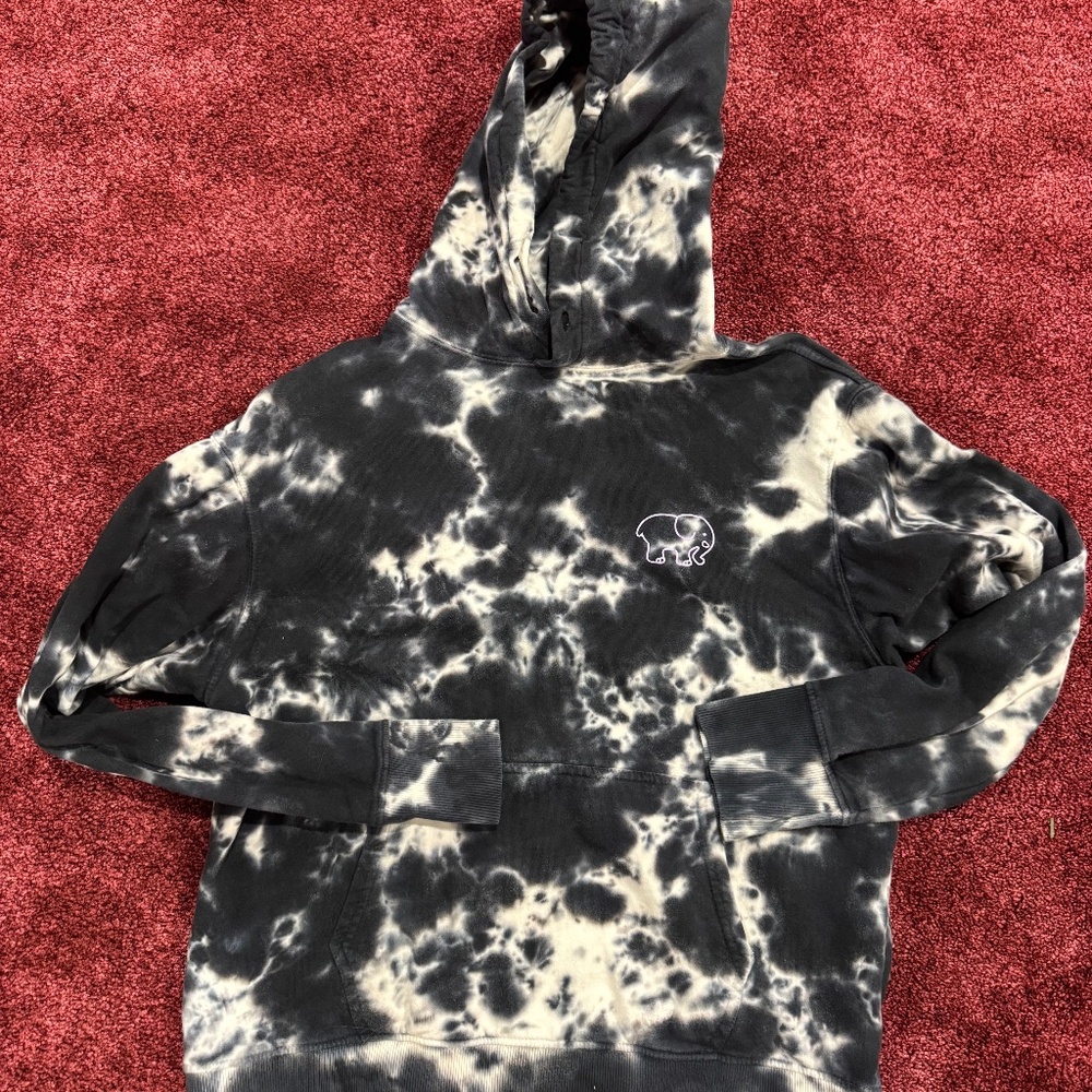 Ella Ivory Sweatshirt